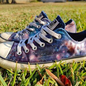 Converse Galaxy